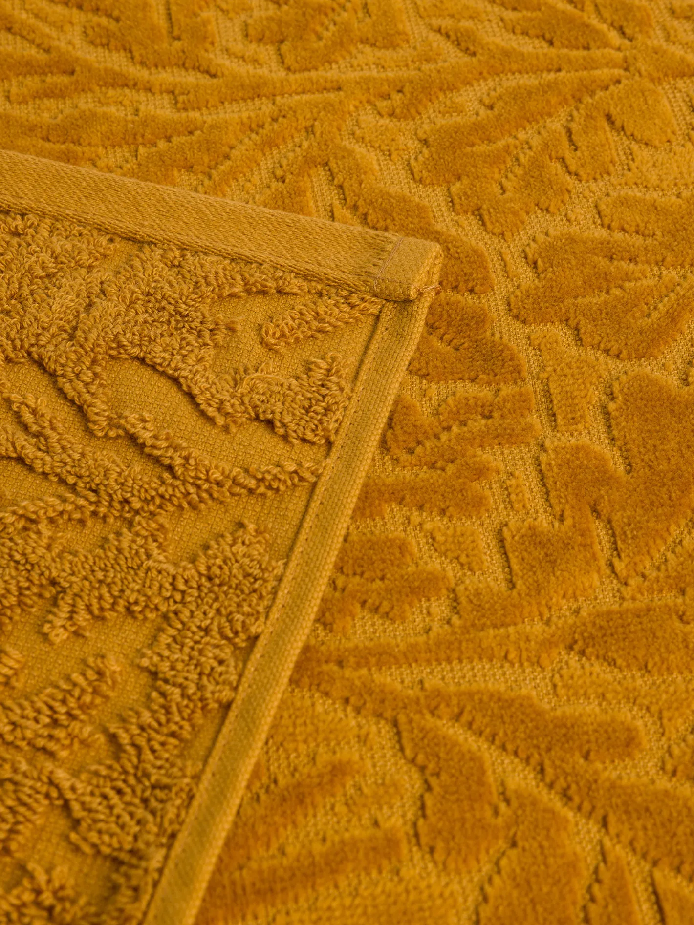 coincasa Asciugamani|Asciugamano in cotone velour motivo in rilievo Giallo ocra