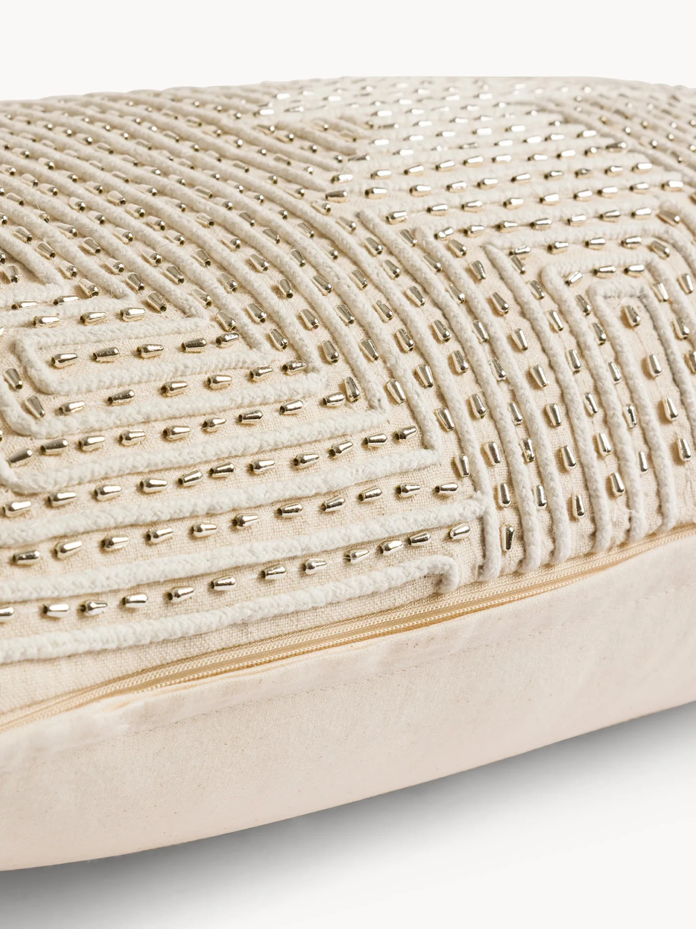 coincasa Cuscini|Cuscini Divano|Cuscino 35x65 cm in cotone con motivo geometrico e applicazioni perline Bianco